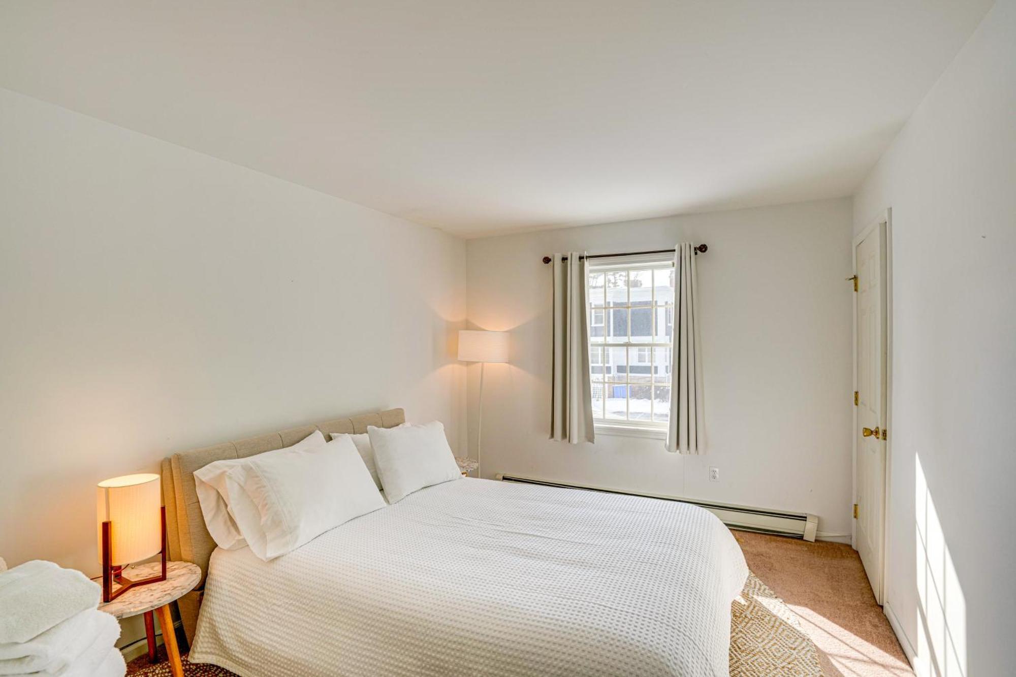 Private Guest House In Dtwn Lenox, Walk To Dining! Екстер'єр фото